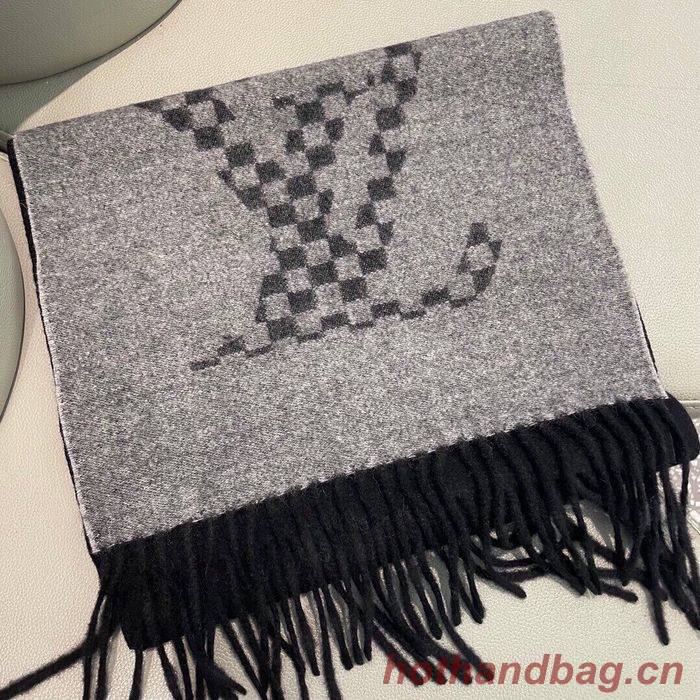 Louis Vuitton Scarf LV00025